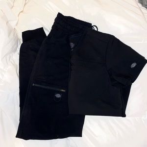 Dickies brand new black scrub set